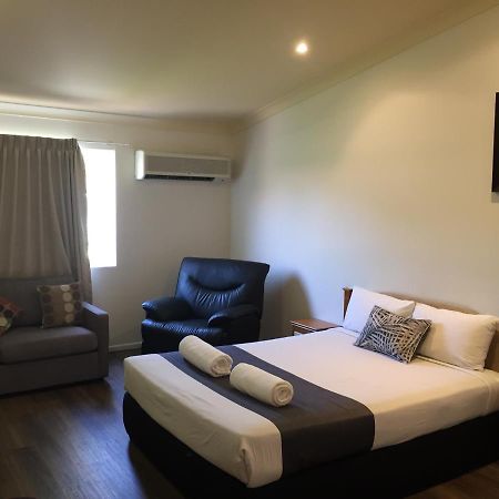 Emerald Explorers Inn Luaran gambar