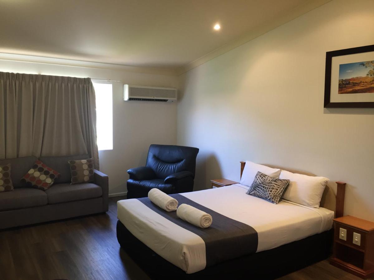 Emerald Explorers Inn Luaran gambar