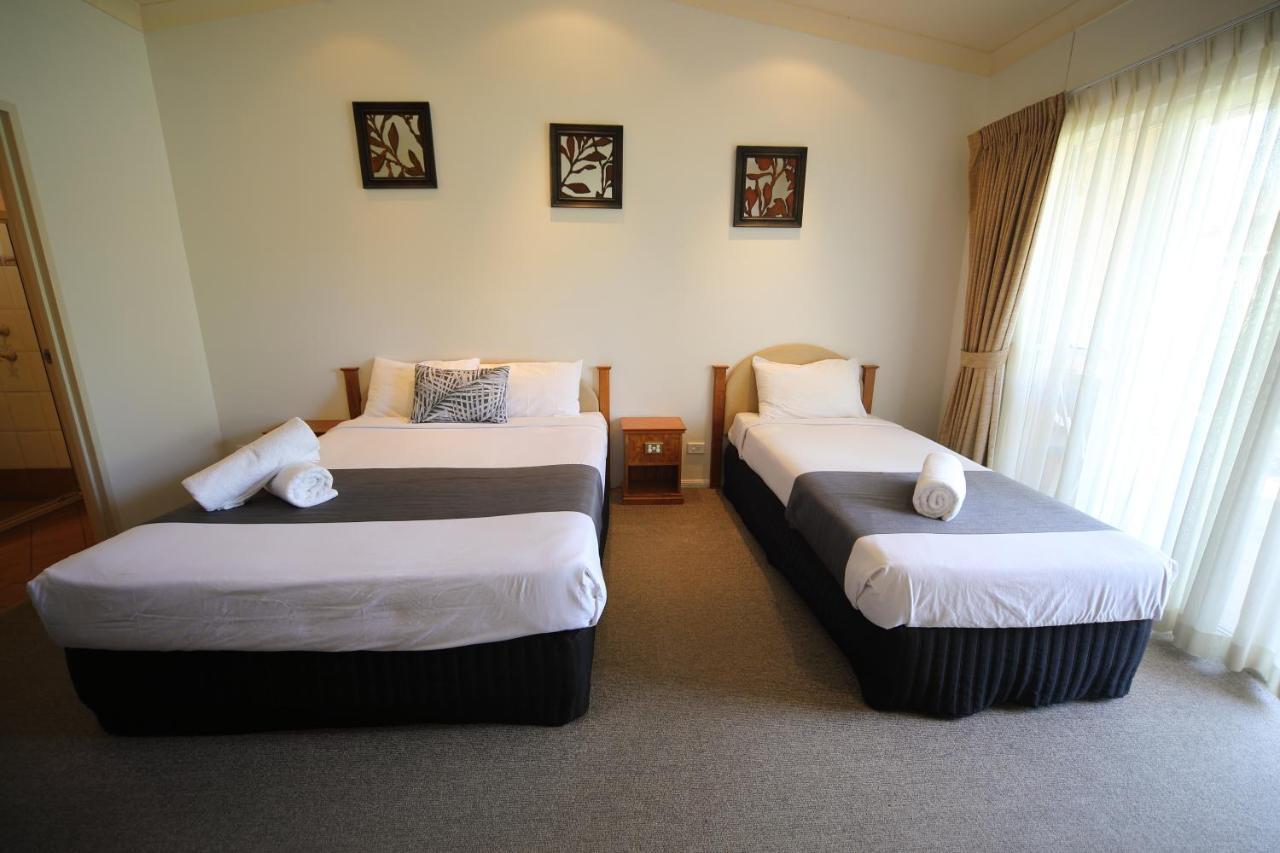 Emerald Explorers Inn Luaran gambar
