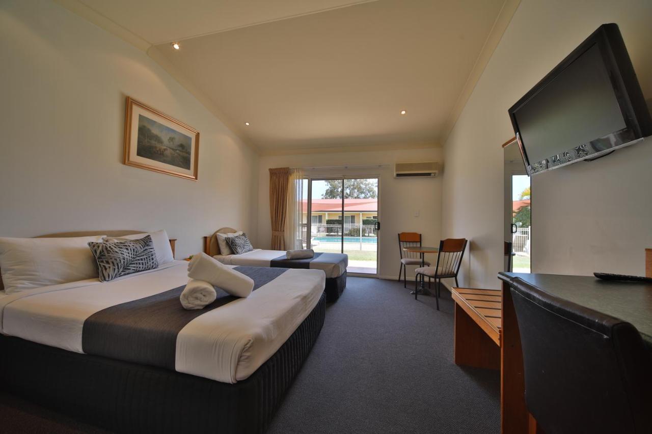 Emerald Explorers Inn Luaran gambar
